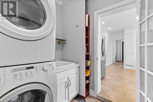 12 Onward Avenue, Kitchener, ON - Indoor Photo Showing Laundry Room