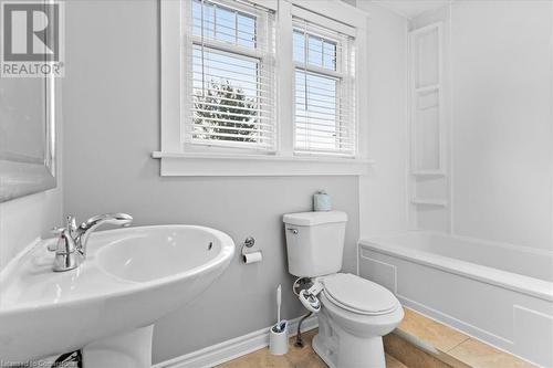 12 Onward Avenue, Kitchener, ON - Indoor Photo Showing Bathroom