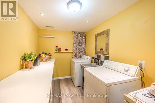 52 Penfound Drive, Clarington (Bowmanville), ON - Indoor Photo Showing Laundry Room