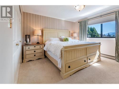 824 Ricker Road, Cawston, BC - Indoor Photo Showing Bedroom