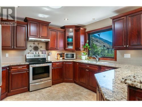 824 Ricker Road, Cawston, BC - Indoor Photo Showing Kitchen