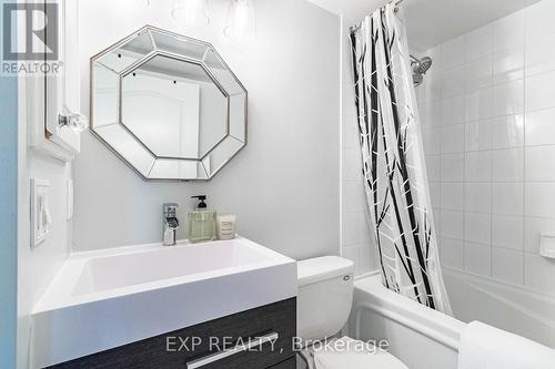 112 - 1 Rean Drive, Toronto (Bayview Village), ON - Indoor Photo Showing Bathroom