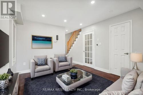 22 Toscana Drive, Whitby (Taunton North), ON - Indoor Photo Showing Living Room