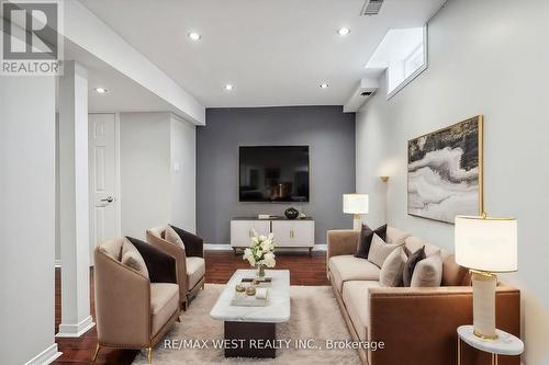 22 Toscana Drive, Whitby (Taunton North), ON - Indoor Photo Showing Living Room