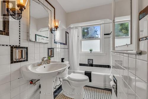 289 Cedarvale Avenue, Toronto (Woodbine-Lumsden), ON - Indoor Photo Showing Bathroom