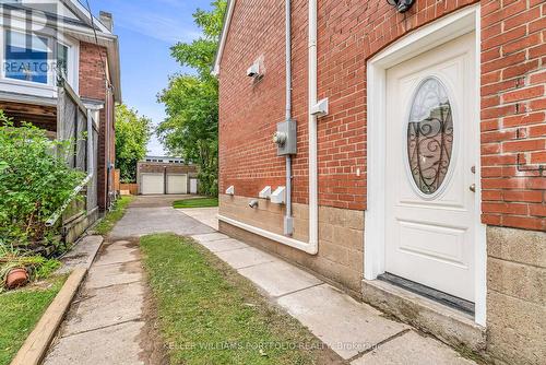 289 Cedarvale Avenue, Toronto (Woodbine-Lumsden), ON - Outdoor With Exterior