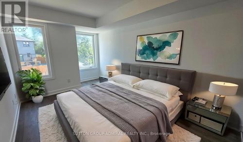 12 - 1479 O'Connor Drive, Toronto (O'Connor-Parkview), ON - Indoor Photo Showing Bedroom