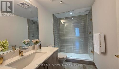 12 - 1479 O'Connor Drive, Toronto (O'Connor-Parkview), ON - Indoor Photo Showing Bathroom