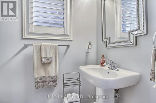 79 Willoughby Way, New Tecumseth, ON - Indoor Photo Showing Bathroom