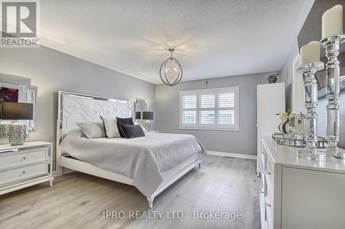 79 Willoughby Way, New Tecumseth, ON - Indoor Photo Showing Bedroom