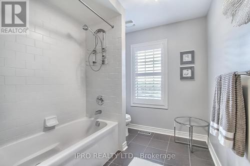 79 Willoughby Way, New Tecumseth, ON - Indoor Photo Showing Bathroom