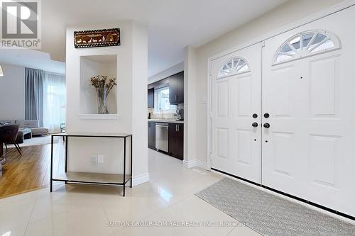 49 Goldbrook Crescent, Richmond Hill, ON - Indoor Photo Showing Other Room