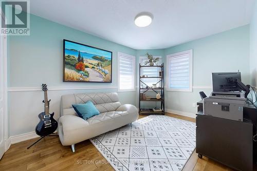 49 Goldbrook Crescent, Richmond Hill, ON - Indoor Photo Showing Living Room