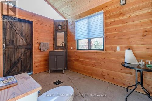 2642 5Th Line, Innisfil, ON - Indoor