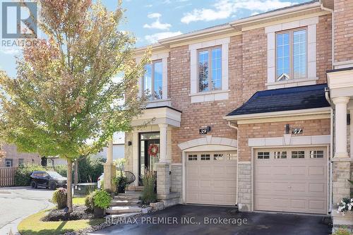 39 Caliber Court, King (Nobleton), ON - Outdoor With Facade