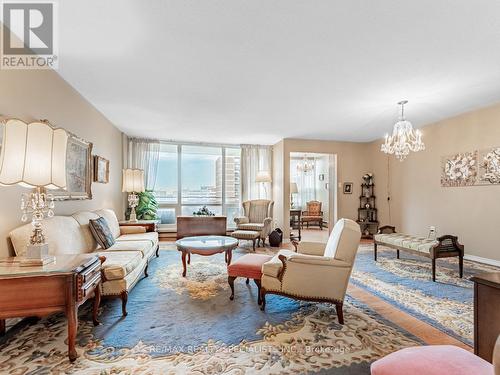 1403 - 61 Richview Road, Toronto (Humber Heights), ON - Indoor Photo Showing Living Room