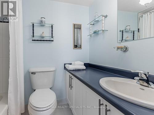 1403 - 61 Richview Road, Toronto (Humber Heights), ON - Indoor Photo Showing Bathroom