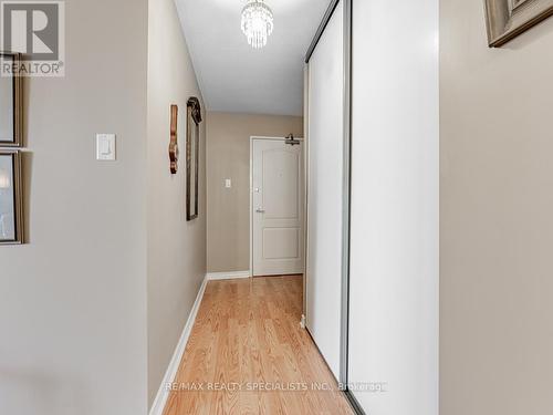 1403 - 61 Richview Road, Toronto (Humber Heights), ON - Indoor Photo Showing Other Room