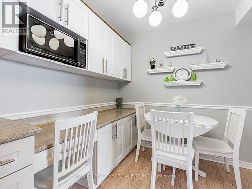 1403 - 61 Richview Road, Toronto, ON - Indoor Photo Showing Dining Room