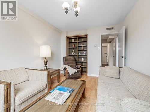 1403 - 61 Richview Road, Toronto, ON - Indoor Photo Showing Living Room