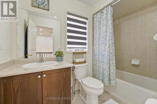 126 Cookview Drive, Brampton (Sandringham-Wellington), ON - Indoor Photo Showing Bathroom