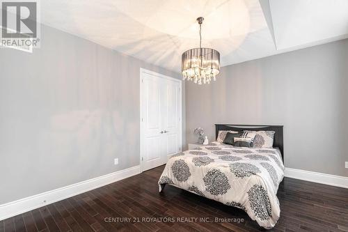 6 Hickory Ridge Court, Brampton, ON - Indoor Photo Showing Bedroom