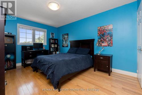 7271 Windrush Court, Mississauga (Meadowvale), ON - Indoor Photo Showing Bedroom