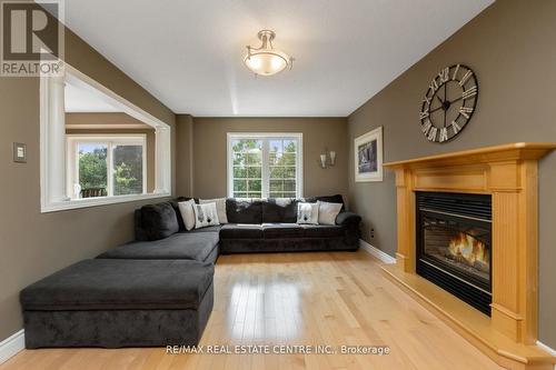 7271 Windrush Court, Mississauga, ON - Indoor Photo Showing Living Room With Fireplace