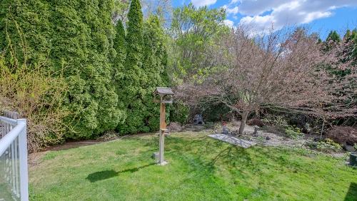 2383 Ayrshire Court, Kelowna, BC - Outdoor