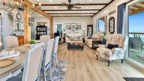 137 Eagle Point, Osoyoos, BC - Indoor Photo Showing Dining Room