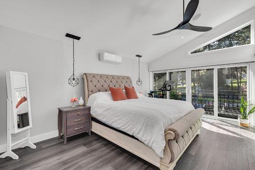 2227 Shannon Woods Place, West Kelowna, BC - Indoor Photo Showing Bedroom