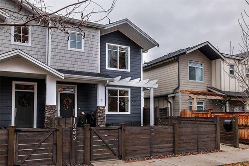 #2-1033 Stockwell Avenue, Kelowna, BC - Outdoor With Facade