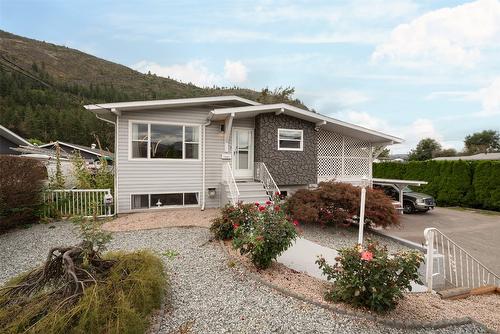 1521 Ross Road, West Kelowna, BC - Outdoor