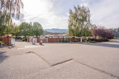 342 Falcon Drive, Penticton, BC - Outdoor