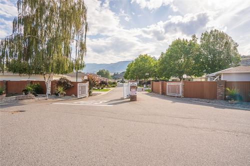 342 Falcon Drive, Penticton, BC - Outdoor