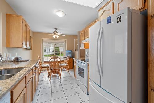 342 Falcon Drive, Penticton, BC - Indoor Photo Showing Kitchen With Double Sink