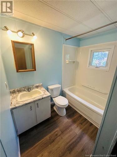 380 Wilmot Road, Wilmot, NB - Indoor Photo Showing Bathroom