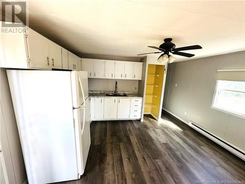 380 Wilmot Road, Wilmot, NB - Indoor Photo Showing Kitchen