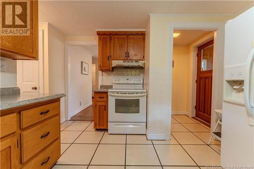 8 Prescott Court, St. Stephen, NB - Indoor Photo Showing Kitchen