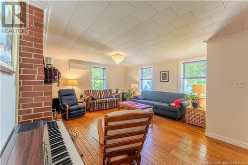 8 Prescott Court, St. Stephen, NB - Indoor Photo Showing Living Room