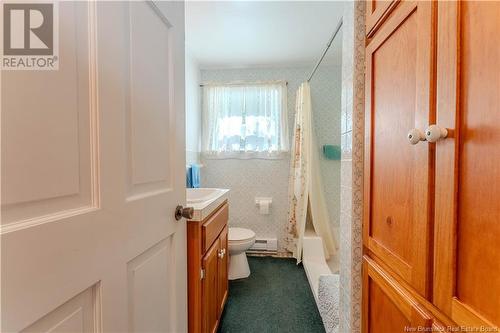 8 Prescott Court, St. Stephen, NB - Indoor Photo Showing Bathroom