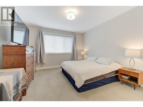 12764 Cliffshore Drive, Lake Country, BC - Indoor Photo Showing Bedroom