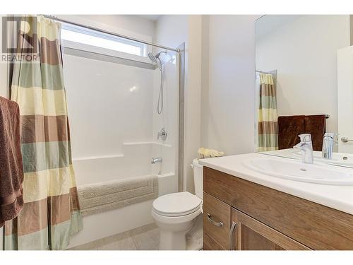 12764 Cliffshore Drive, Lake Country, BC - Indoor Photo Showing Bathroom