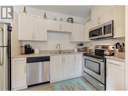 12764 Cliffshore Drive, Lake Country, BC - Indoor Photo Showing Kitchen With Double Sink