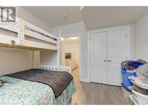 12764 Cliffshore Drive, Lake Country, BC - Indoor Photo Showing Bedroom