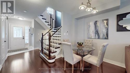 6 Sunridge Street, Richmond Hill (Oak Ridges), ON - Indoor Photo Showing Dining Room