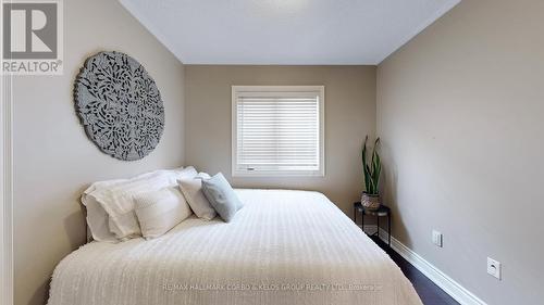 6 Sunridge Street, Richmond Hill (Oak Ridges), ON - Indoor Photo Showing Bedroom