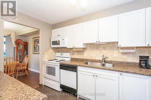 801 - 181 Collier Street, Barrie (City Centre), ON - Indoor Photo Showing Kitchen With Double Sink