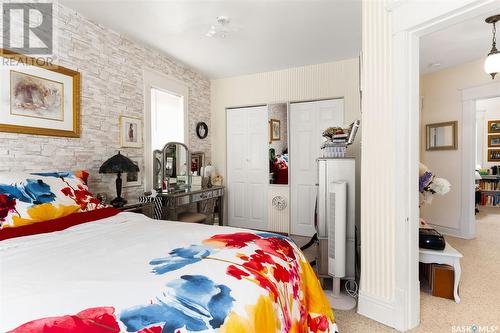 1523 Victoria Avenue, Regina, SK - Indoor Photo Showing Bedroom