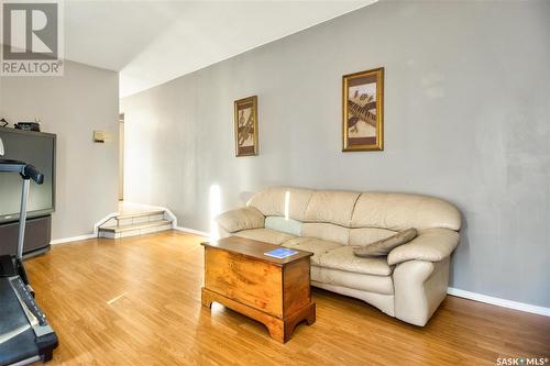 109 Birch Place, Shellbrook, SK - Indoor Photo Showing Living Room